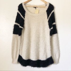 🌿Oversized fuzzy sweater 🌿